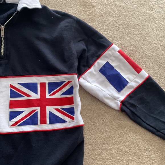 Brandy Melville flag sweatshirt - Picture 3 of 5